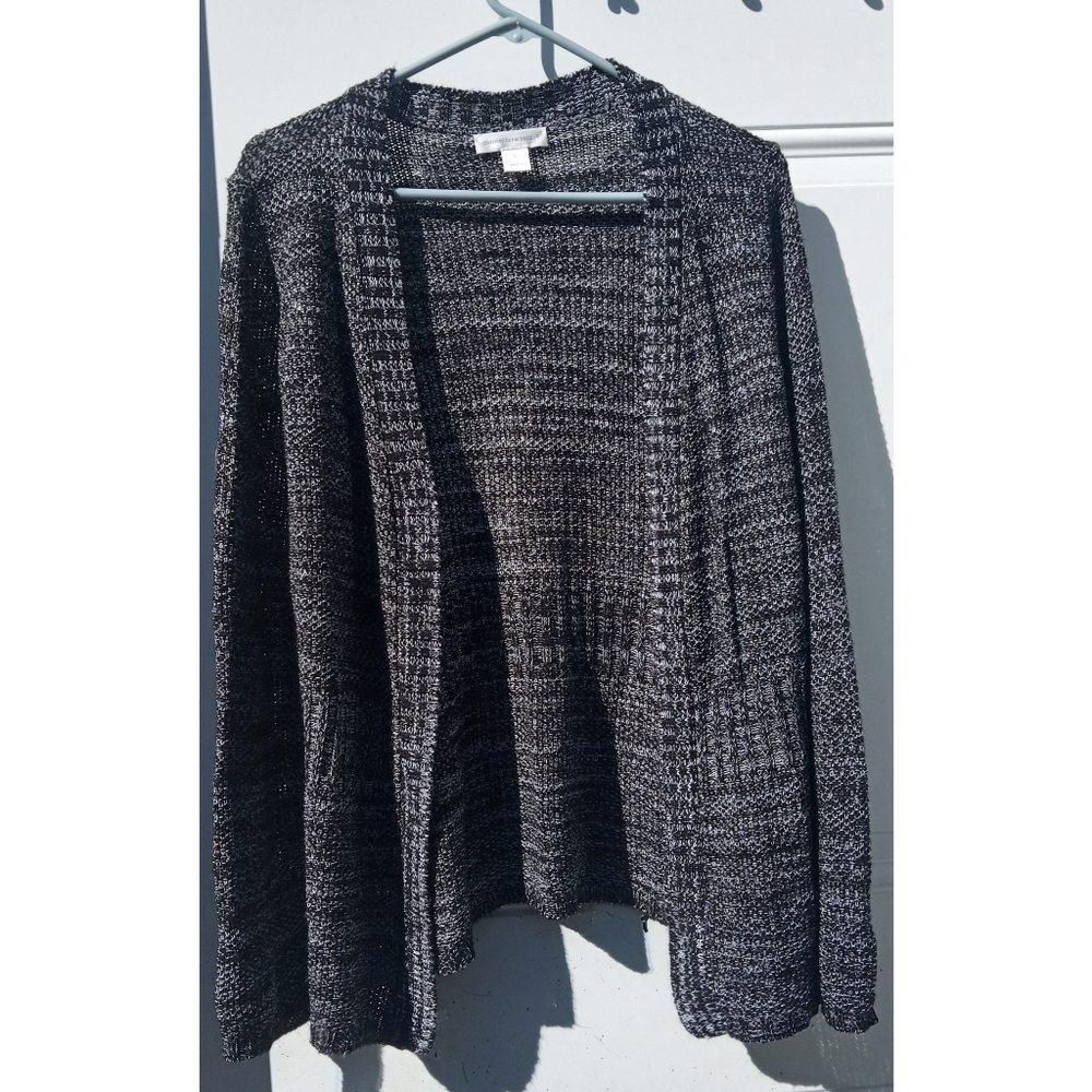 🤑3/$13 Christopher banks cardigan